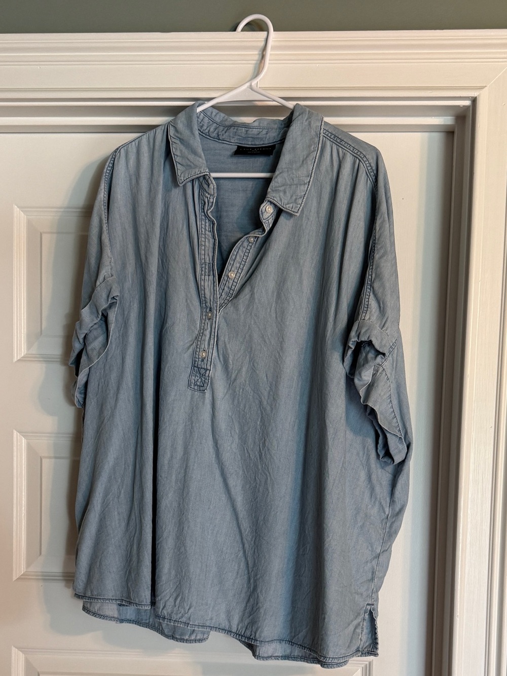 Lane Bryant Light Blue Women's Casual Button-Down Shirt